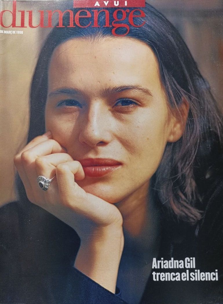 AVUI DIUMENGE magazine cover 1 March 1998