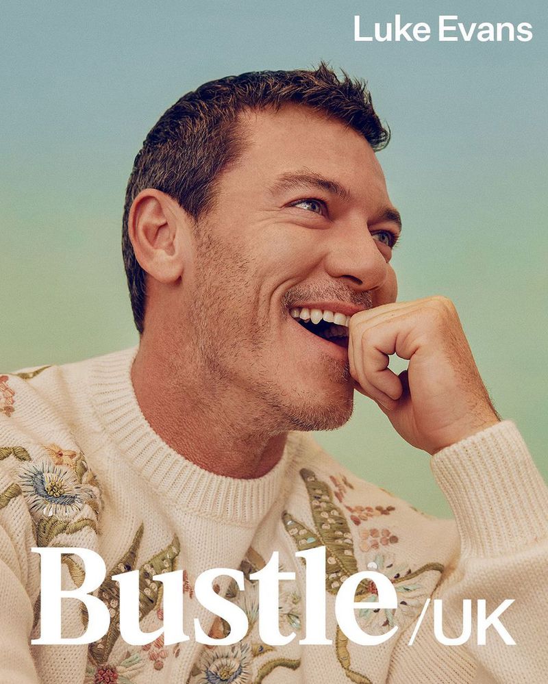 BUSTLE magazine cover  September 2022