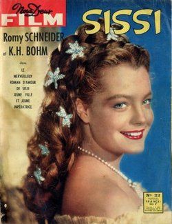 NOUS DEUX FILM magazine side cover Issue 33 1 September 1958