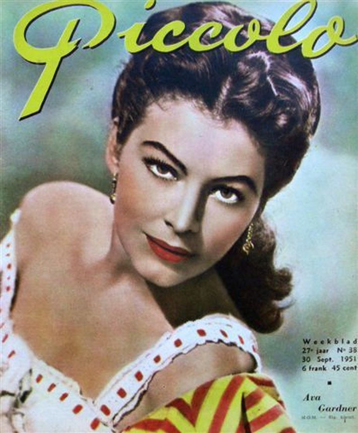 PICCOLO magazine side cover Issue 38 30 September 1951