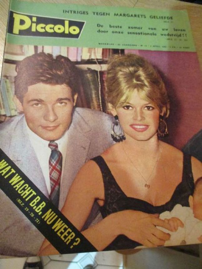 PICCOLO magazine side cover 3 April 1960