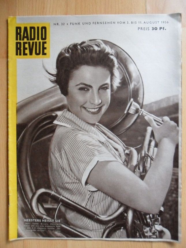 RADIO REVUE (AT) magazine side cover 5 August 1956