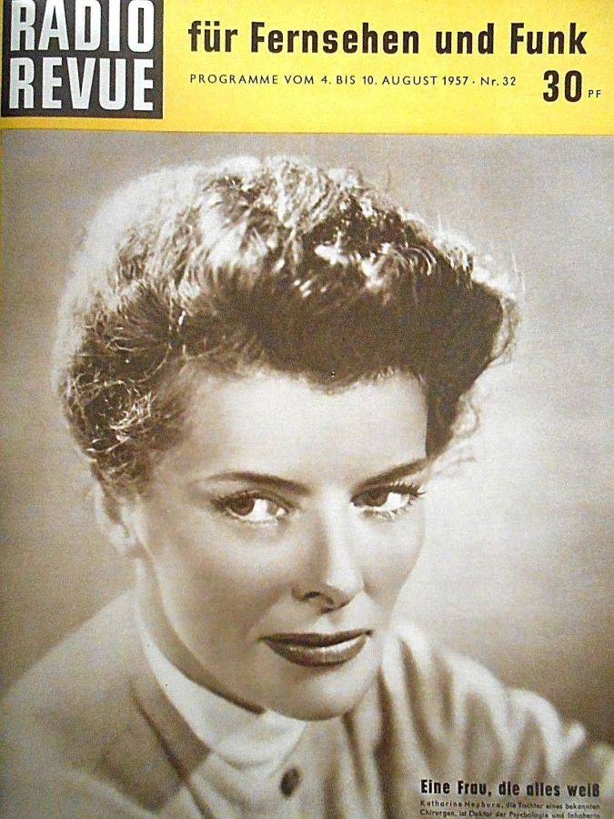 RADIO REVUE magazine side cover Issue 32 10 August 1957