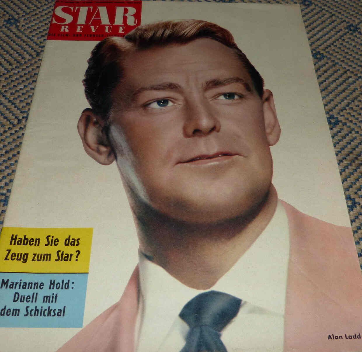 STAR REVUE magazine cover Issue 22  1957