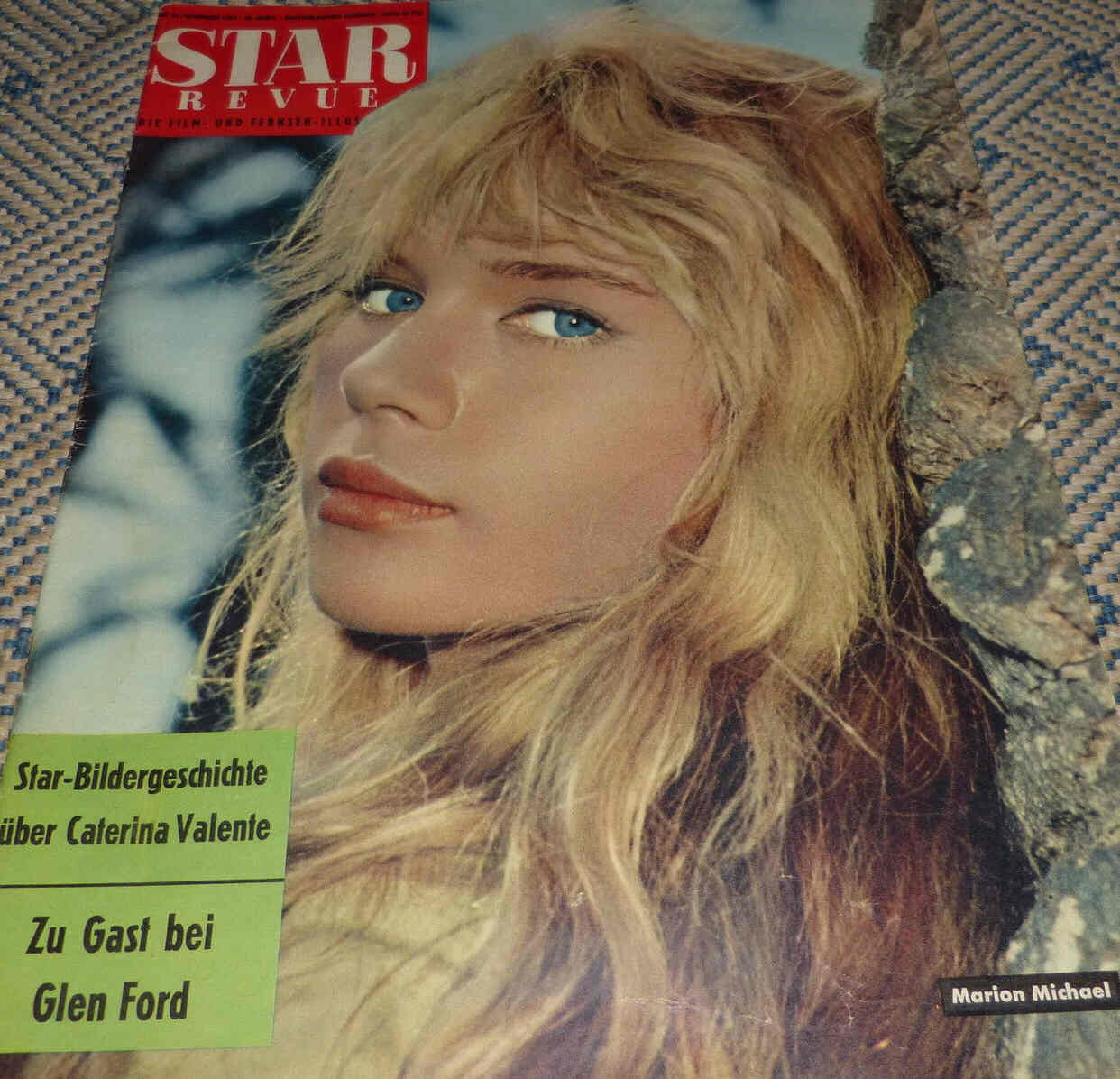 STAR REVUE magazine cover Issue 24  1957