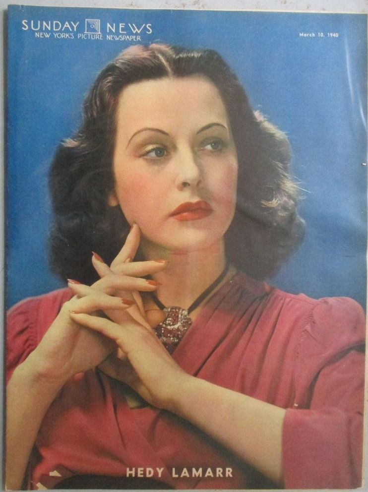 SUNDAY NEWS magazine side cover 10 March 1940